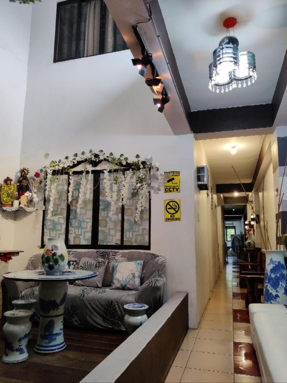 Center Parkway Pension House Kalibo Exteriér fotografie