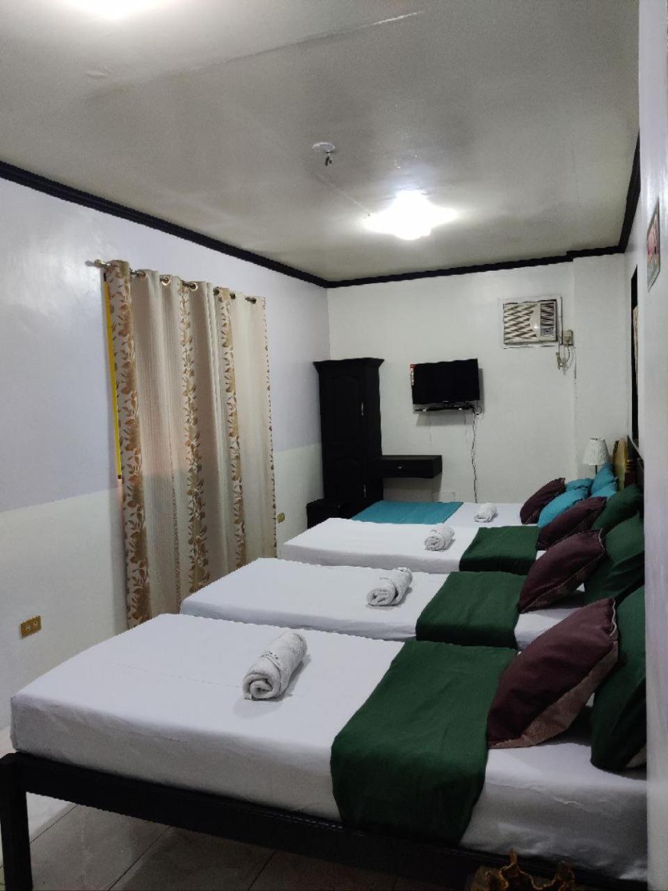 Center Parkway Pension House Kalibo Exteriér fotografie