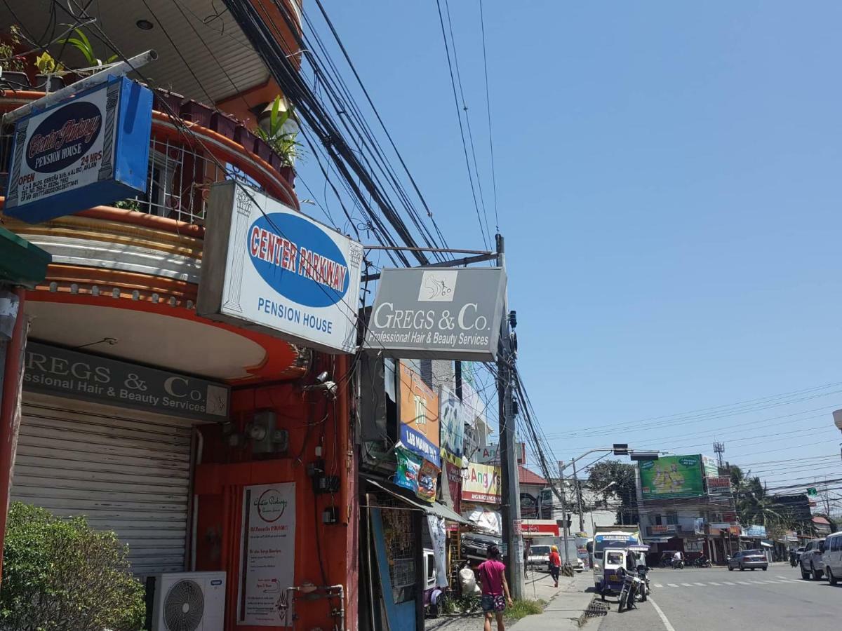 Center Parkway Pension House Kalibo Exteriér fotografie